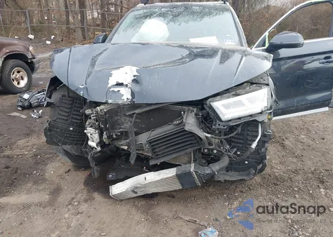 2019 Audi Q5 45 Premium z USA, uszkodzony, nr VIN WA1BNAFY6K2071220